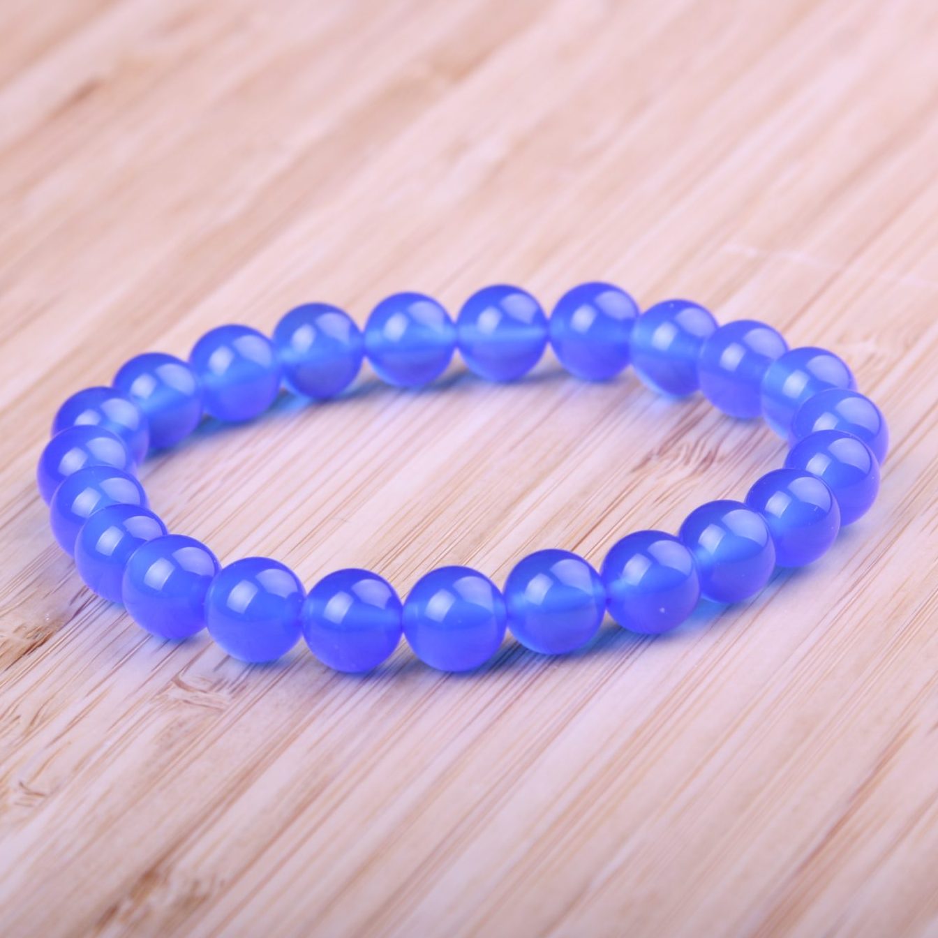 agate-bleue-teint-e-bracelet-8mm-univers-pierres