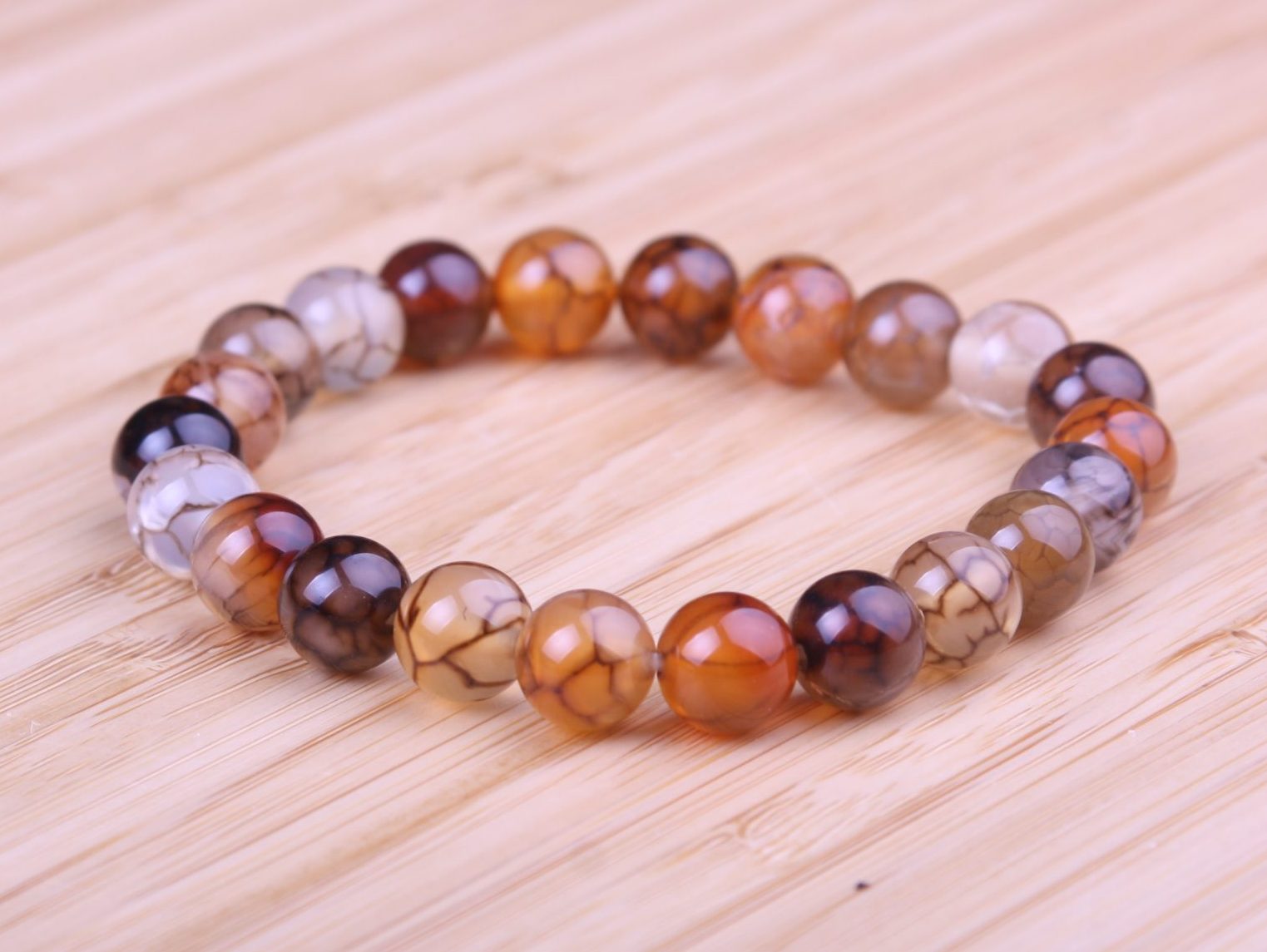 Bracelet Artisanal En Agate Veine De Dragon 8mm Avec Tortue Amérindienne En Turquoise